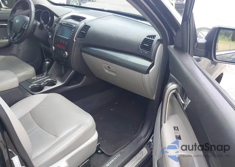 2011 Kia Sorento Sx V6 z USA, uszkodzony, nr VIN 5XYKW4A23BG094290